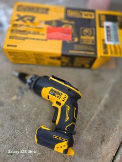 DEWALT 20V XR Brushless Cordless Screwdriver only tool new $100 Price FIRM// Nueva Solo Herramienta PRECIO FIRME $100