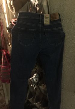 Brand knew Levi high rise supper skinny jeans