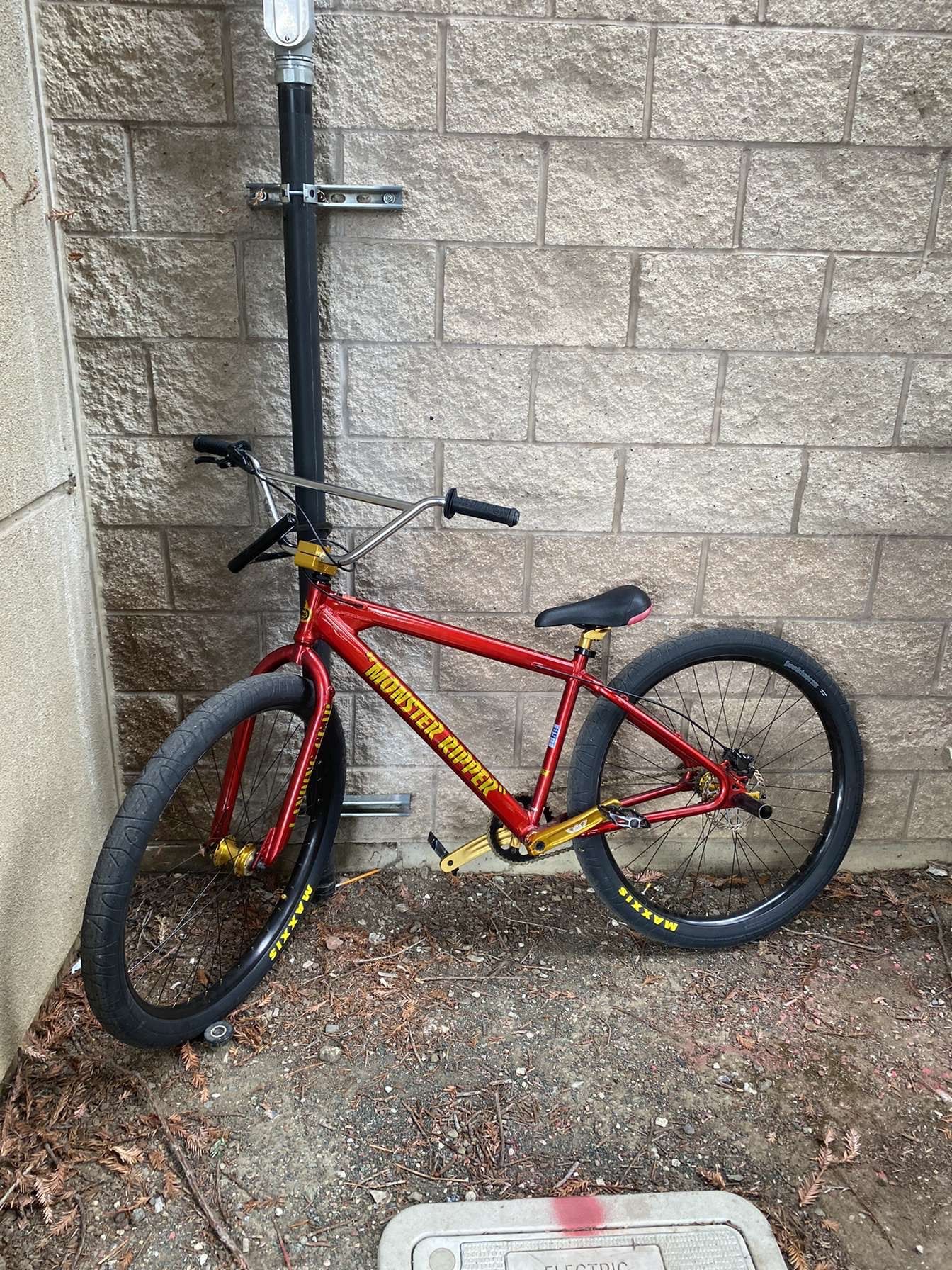 Red Monster Ripper 