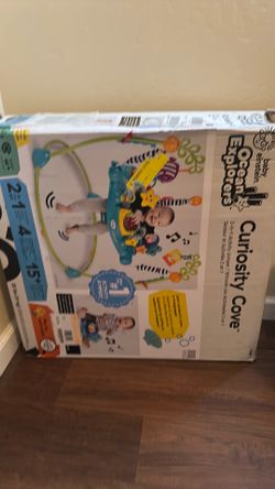New Baby bouncer