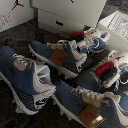 Jordan 3 “Levi’s” limited cleats. Signed by Davante Adams