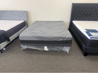 Queen size 14 inch gel memory foam mattress set