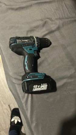 Makita drill and batterie (for parts)stopped working