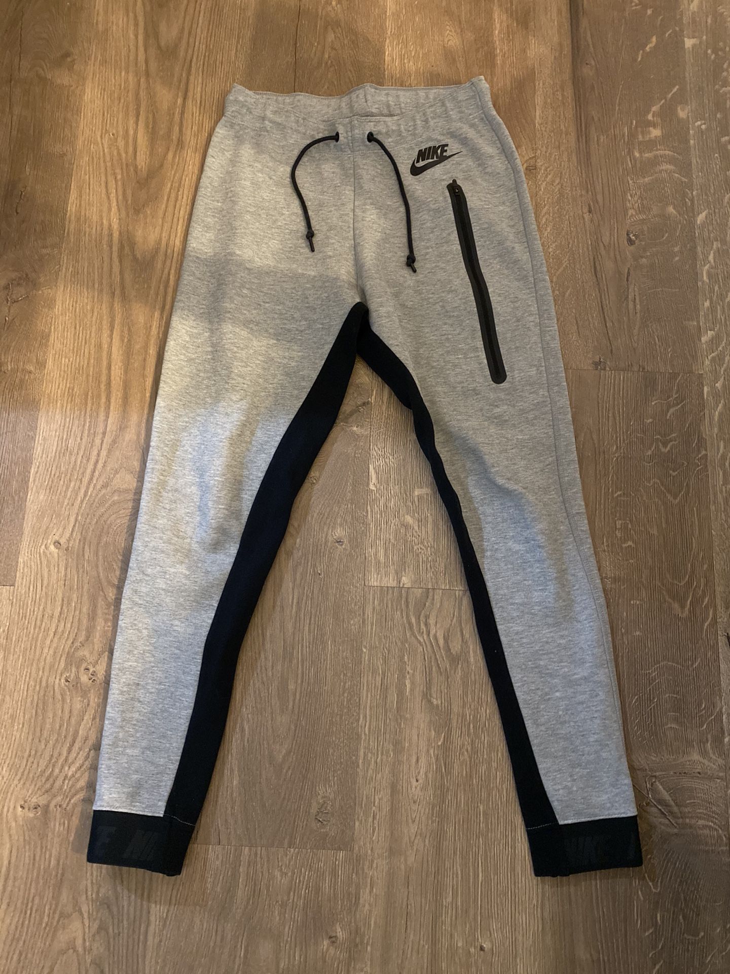 nike joggers