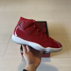 Nike Air Jordan Retro 11 Win Like 96 Size 10