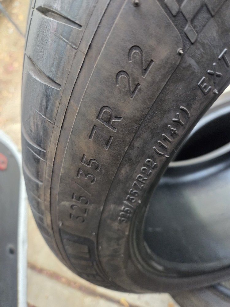 Llantas 325/35R22 MICHELIN R22 