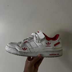 casual adidas shoes size 9 1/2