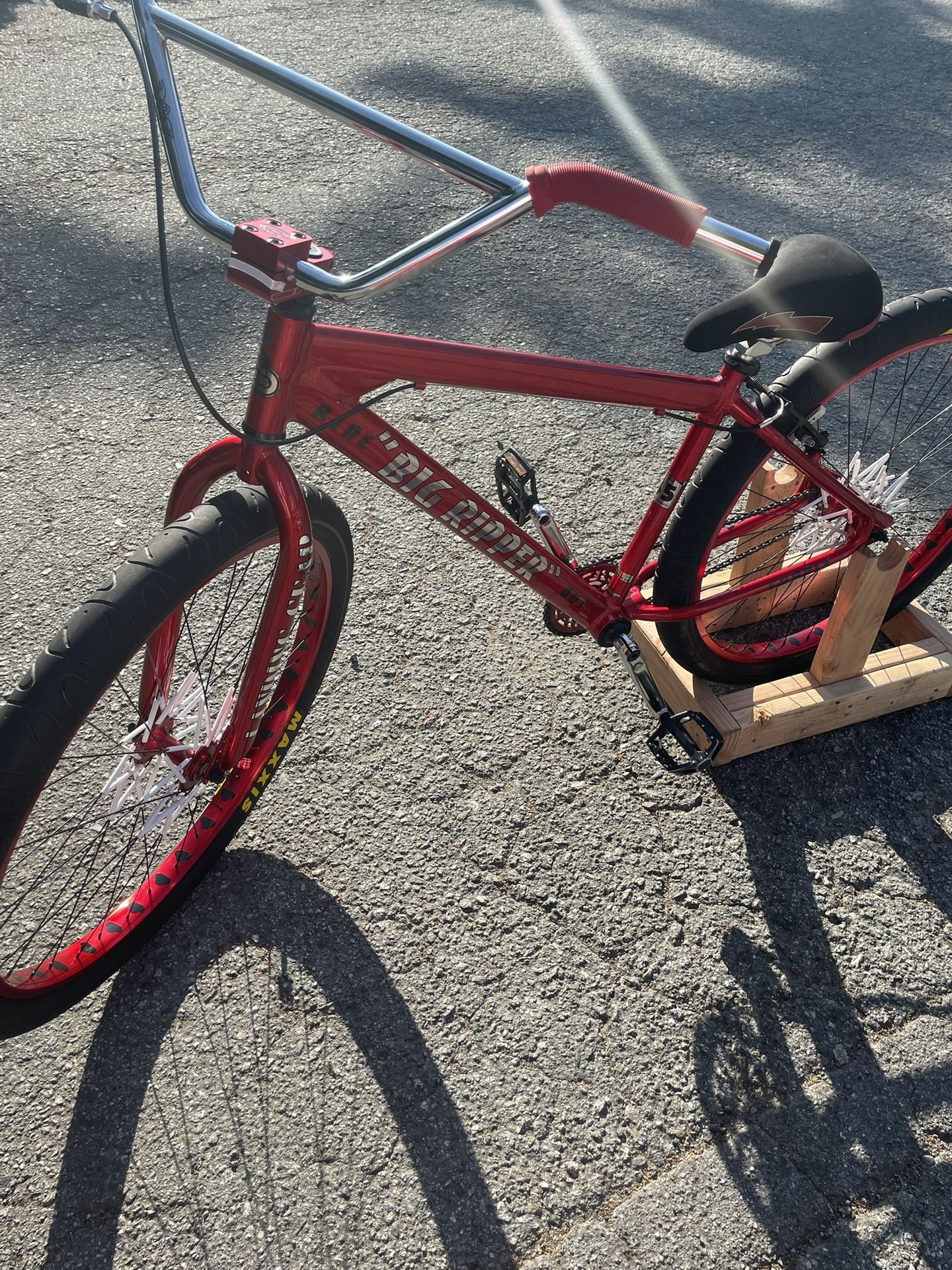 Big Ripper Red Ano 29inch SE Bike (no Pegs) (will Negotiate On Price)