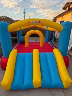 AKEYDIY Inflatable Bounce House / Obstacle Course + Blower