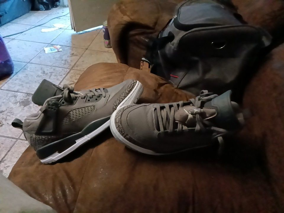Air Jordan Retro 3 Brooklyn Size 10