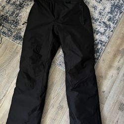 Women’s Medium Snow Pants. 