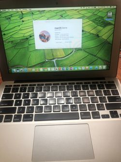 Apple MacBook Air 11” Laptop 2012