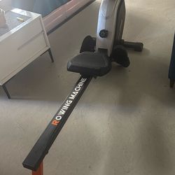Rowing Machine. Foldable Standup Right (Used)