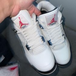 Air Jordan 4 Retro Size 9 man