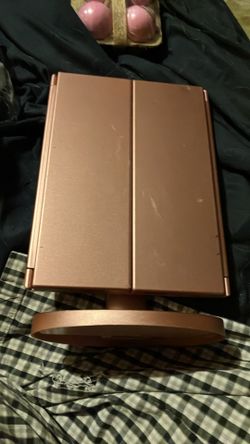 Women mirror make up mirror