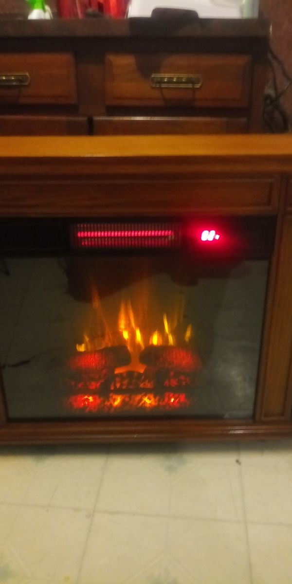 Electric Fireplace Foyer 120 Volts For In Chicago Il Offerup Electric Fireplace Foyer 120 Volts Chicago Il