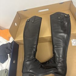 Ariat Horse Riding Boots Men   Size 12 /Hight Medium/ Calf Regular