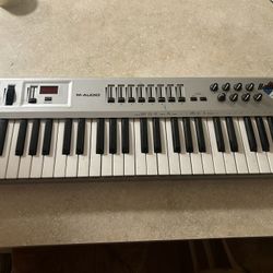 M-Audio Radium 49 USB/midi Keyboard