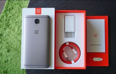 OnePlus 3T 4G Gunmetal 64GB + 6GB Dual-SIM ( UNLOCKED) - NEW