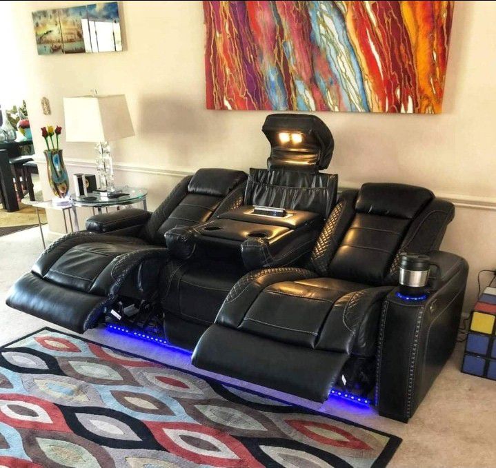 Brand New 💥 Black Leather Stylish Power Reclining Sofa 