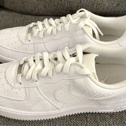 New Nike Kobe Air Force 1 Triple White Mens Size 12.5 IB0018-100 Ships ASAP