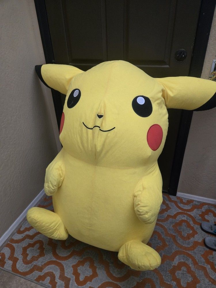 **RARE** GIANT 4FT PIKACHU!!!