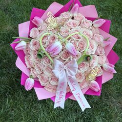 Ramo Buchon Roses Flower Bouquet