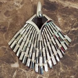 VINTAGE PENDANT 