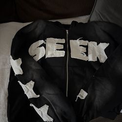 Seek Sweater