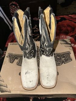 Botas