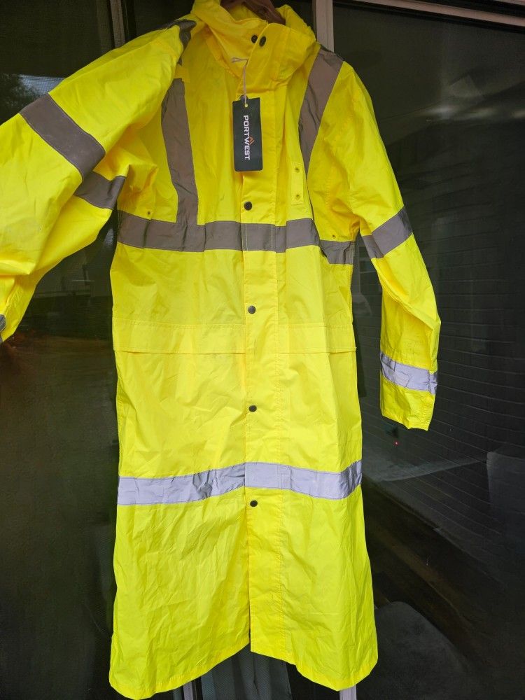 NWT_MEN'S LARGE: Portwest UH445 Raincoat Hi-Vis Yellow 48"