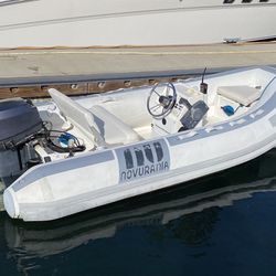 Novurania 11 Ft dinghy  w/25 hp Yamaha 