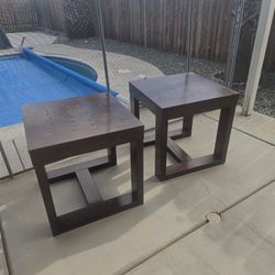2 end tables 
