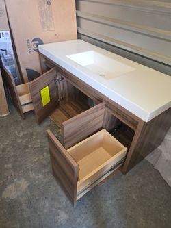 Floating sink