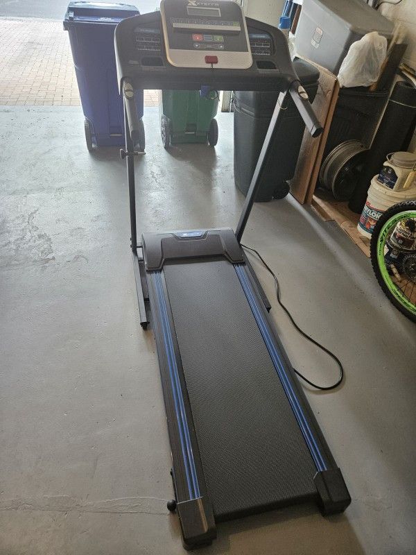 Xterra tr150 treadmill