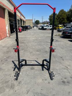 Squat Rack With Pull up Bar