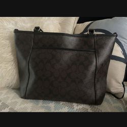 Coach Women’s Signature Town Tote