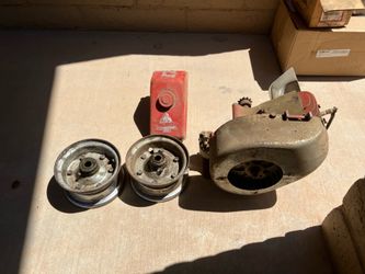Vintage Clinton Go Kart Engine and Wheels