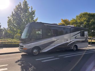2000 National Seaview RV