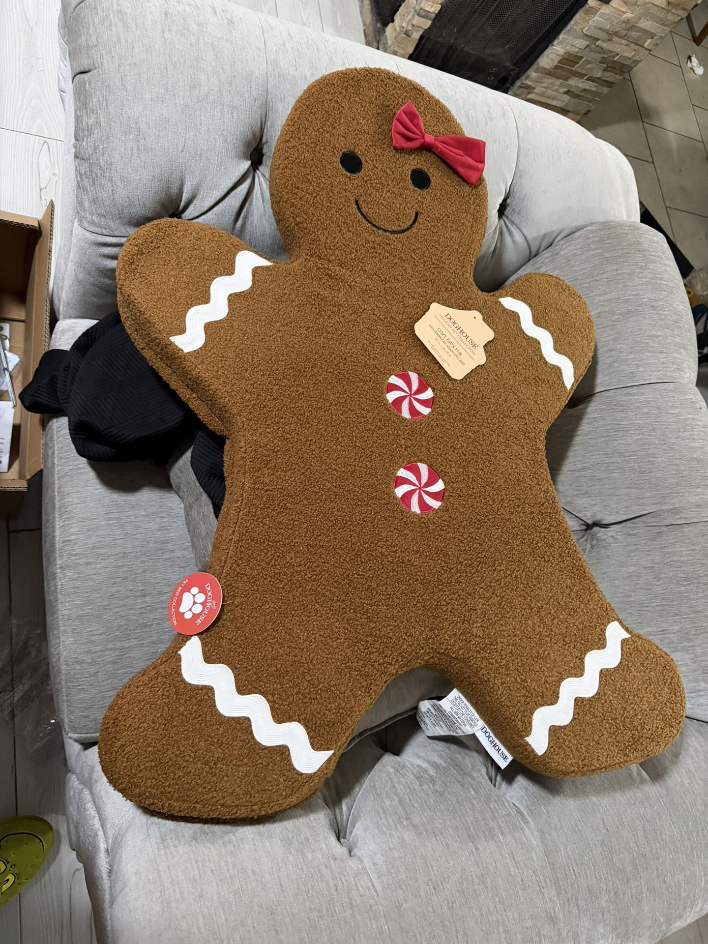Christmas Gingerbread Dog Bed