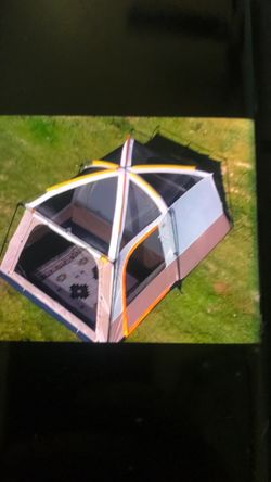 New 8 to 10 person tent