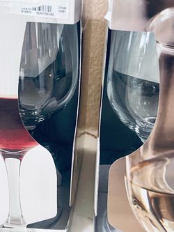 New! Wine Glass Set of two in Box – Serveware