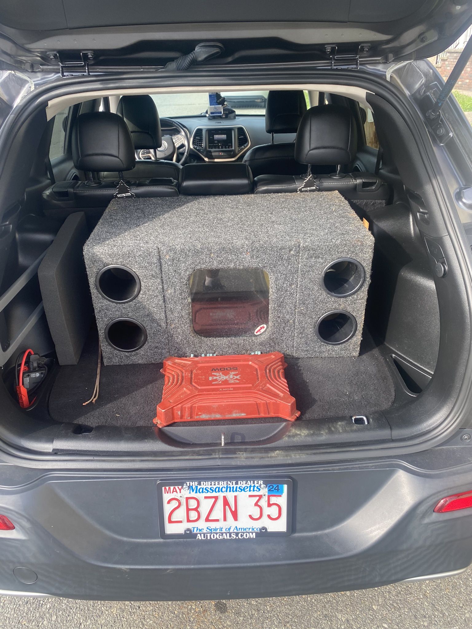 Loud Speaker 2 12s Plus Amp
