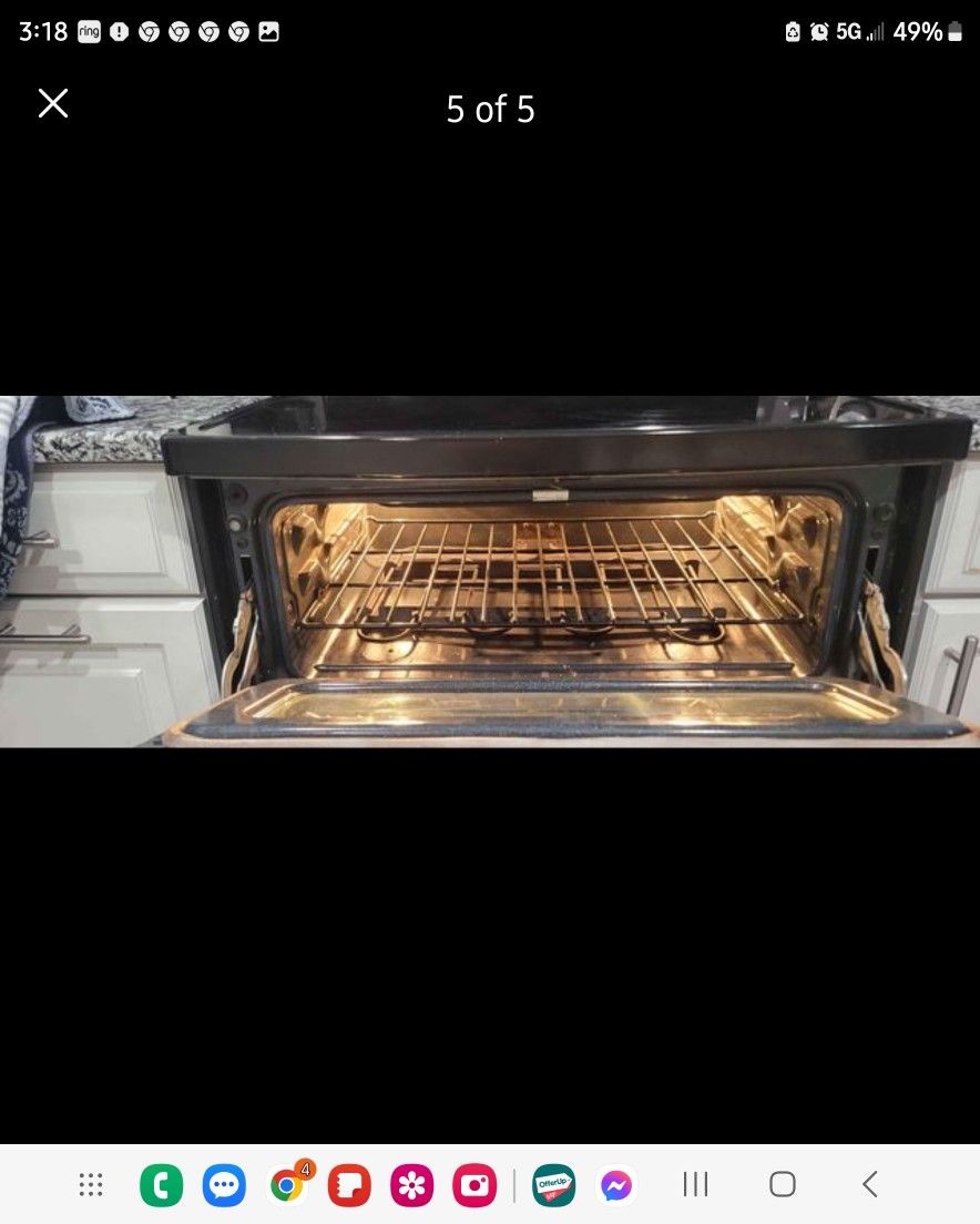 GE DOUBLE OVEN RANGE . MICROWAVE AND DISWASHER 