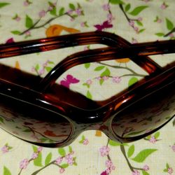 Calvin Klein Woman Sun Glasses 