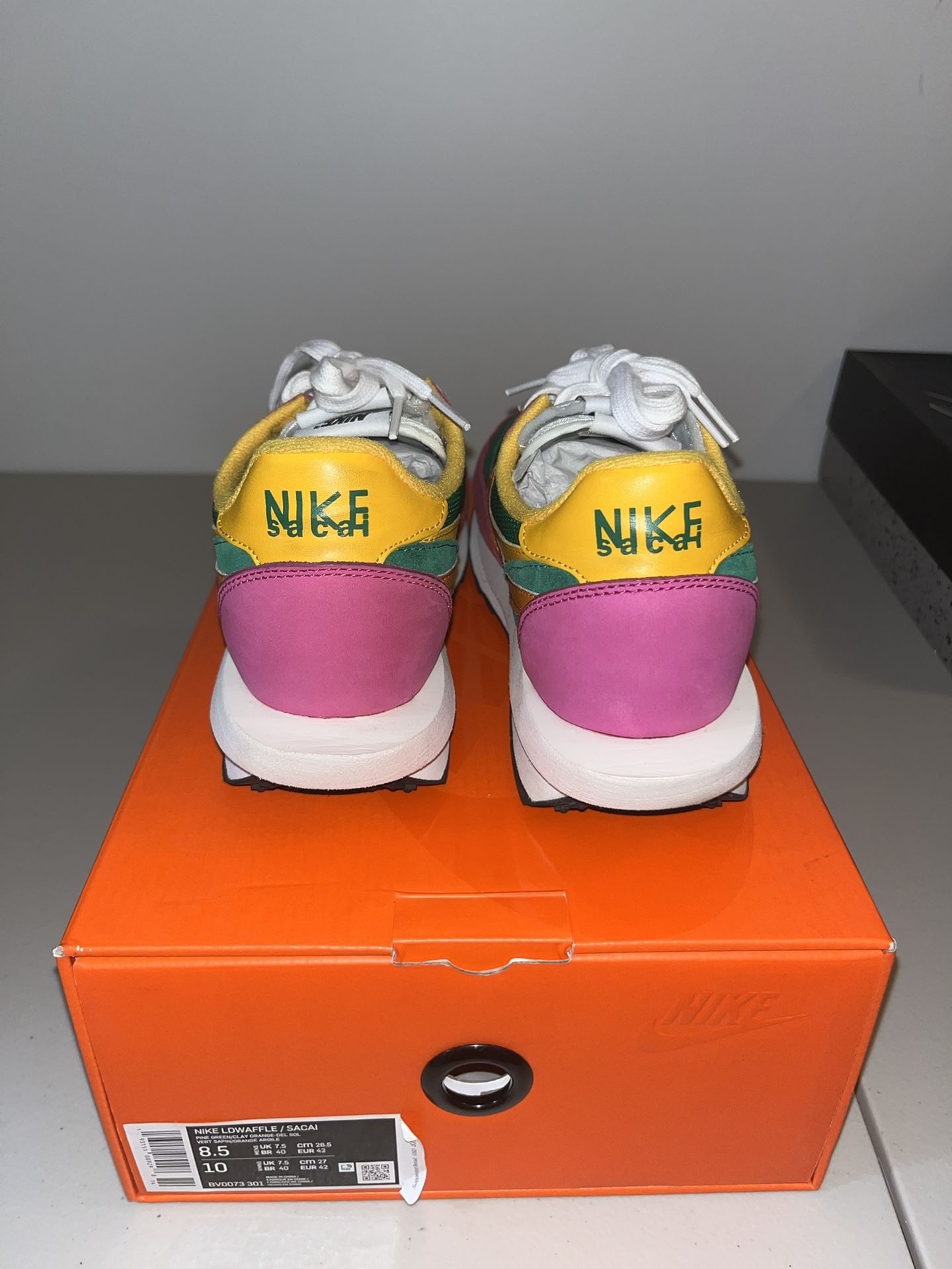 Nike LD Waffle X Sacai Pine Green Size 8.5 for Sale in North 