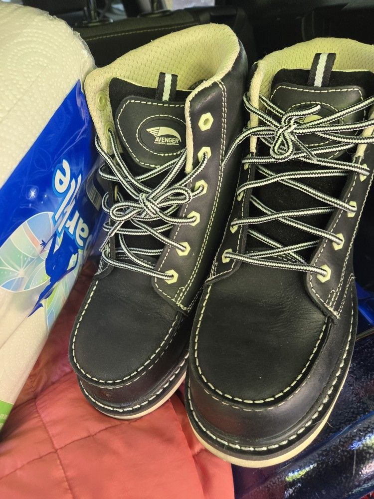 Avengers Womens Work Boots Size 10