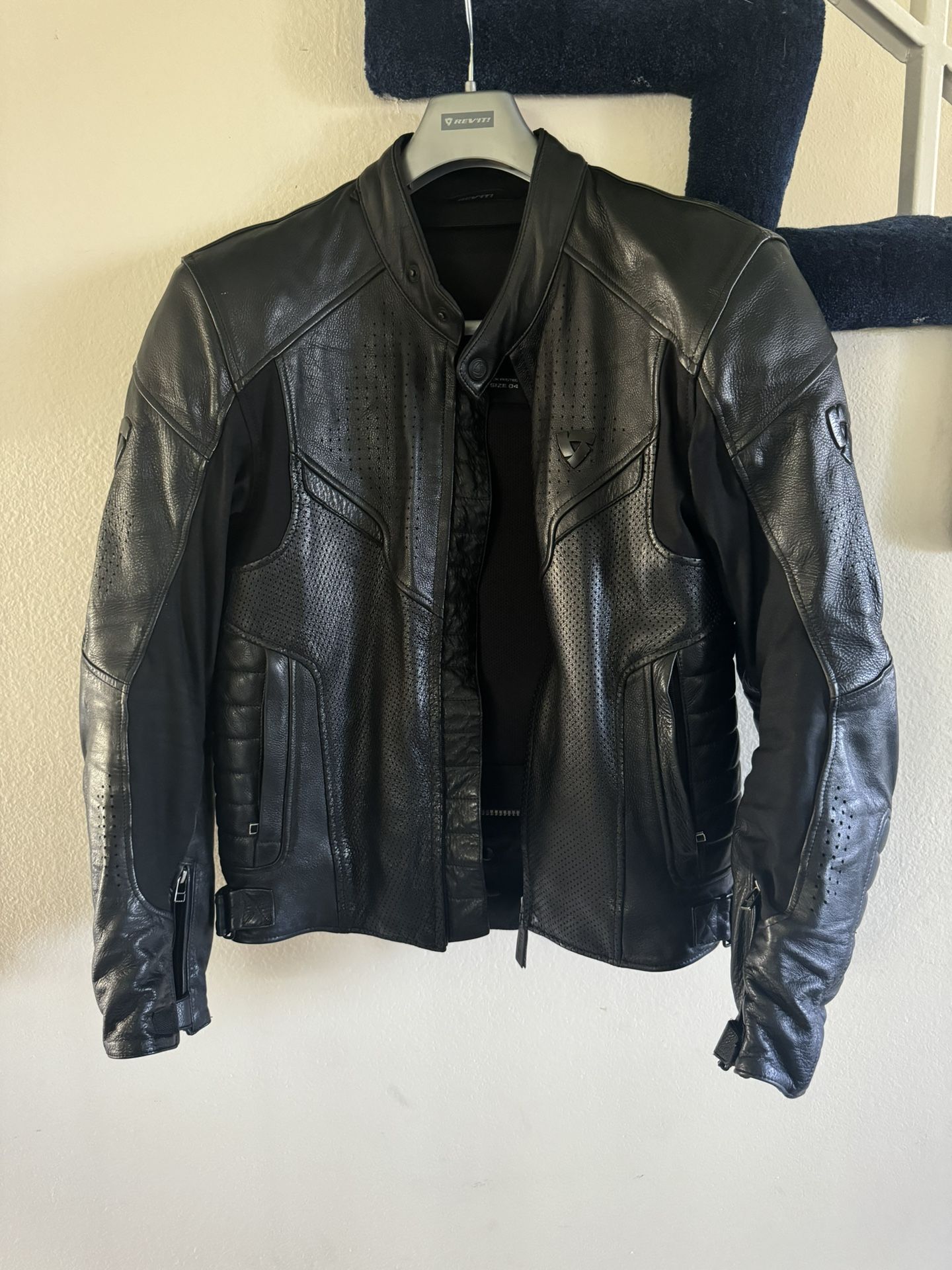 REV'IT Perforated Leather Motorcycle Jacket Size 50