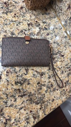 Cel phone and wallet!!