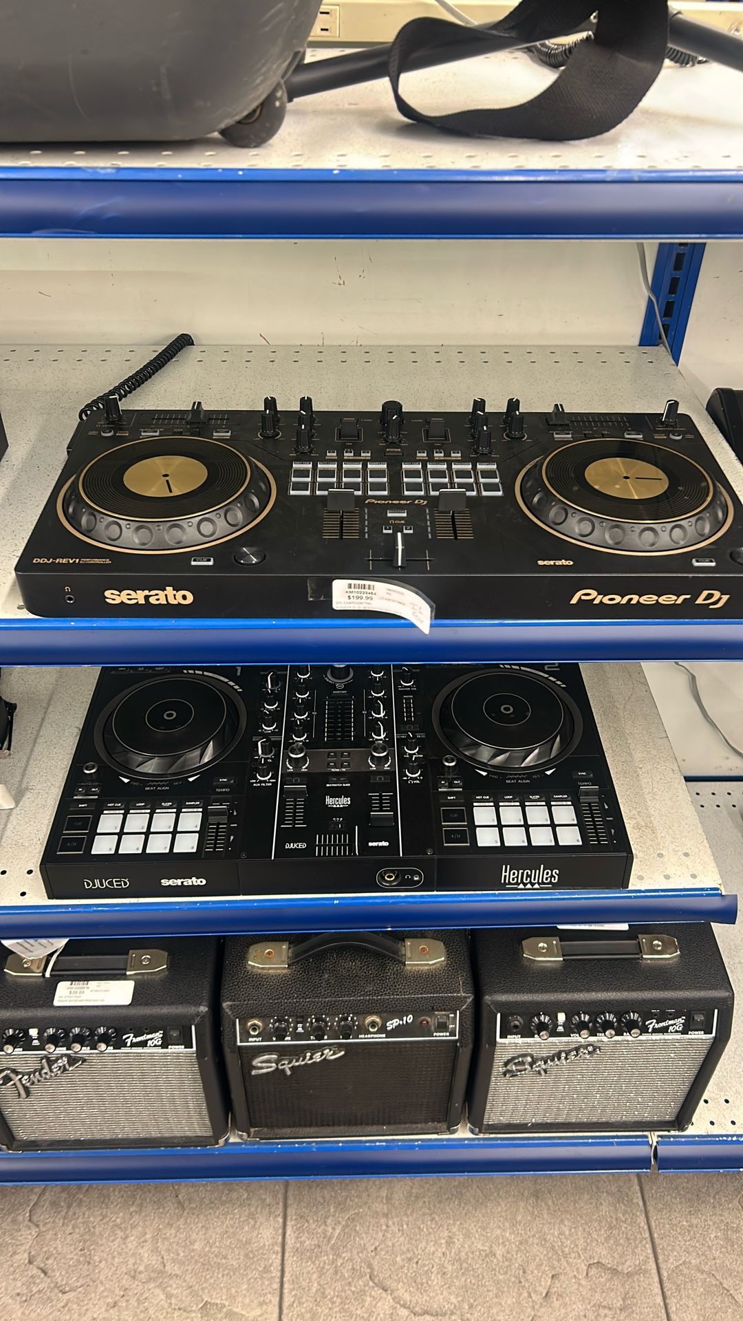 DJ Equipment 